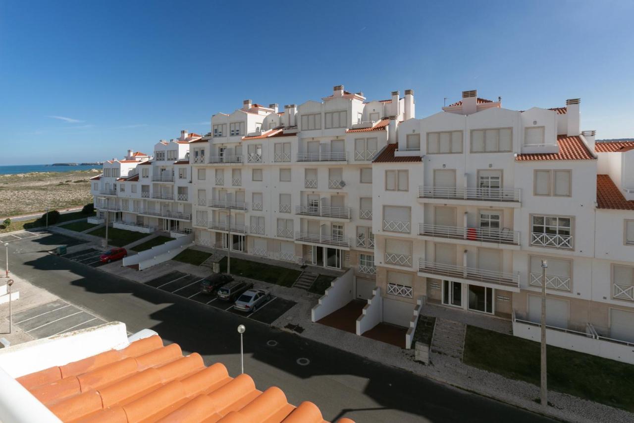 Baleal Beachfront Duplex Peniche Exterior photo